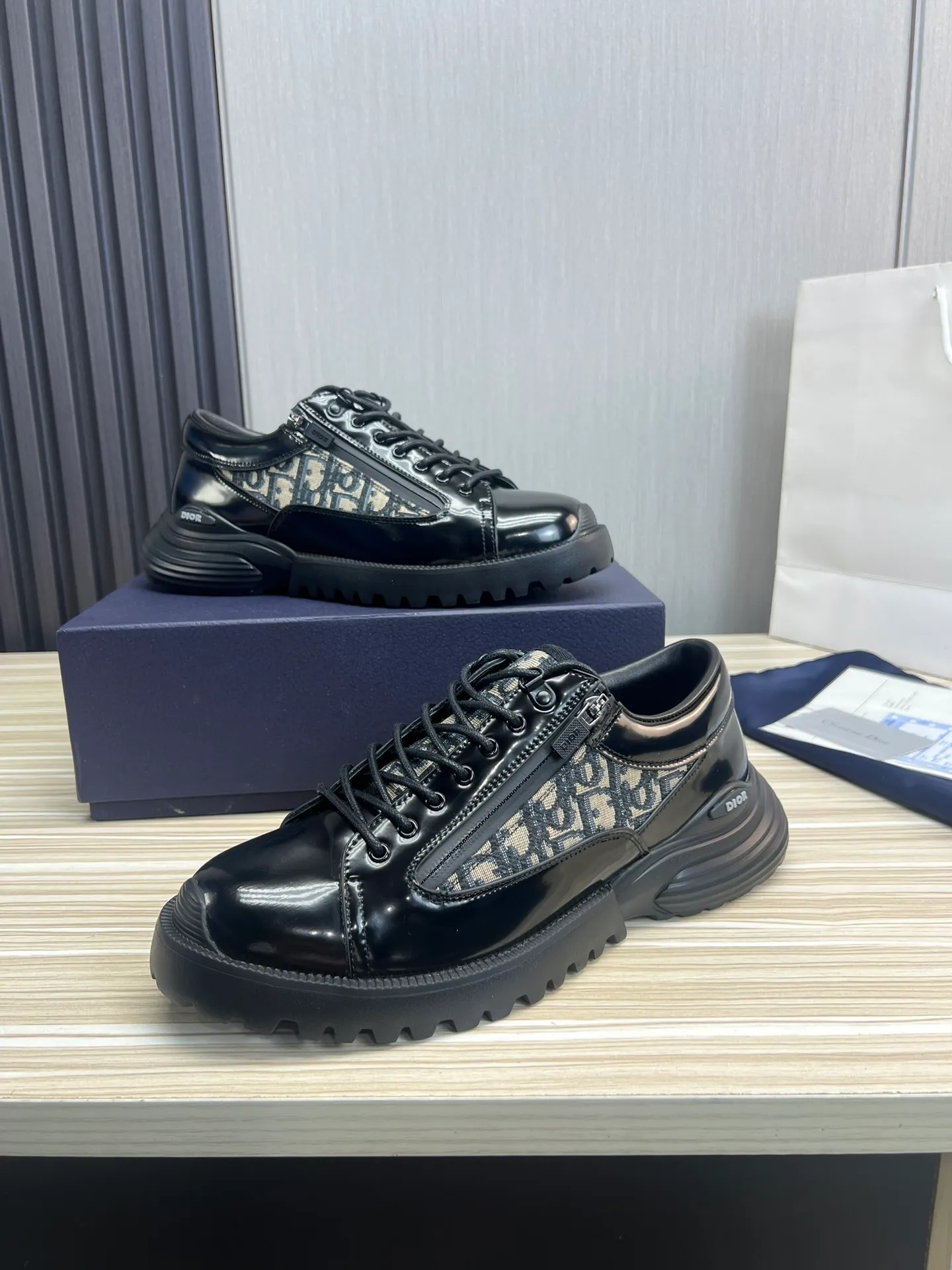 Men's men's shoes💰620💰 Dior men's business casual leather shoes👞all made of imported original brand leather, just to create a more comfortable wearing experience, upper: original cowhide stitching➕imported sheepskin lining, original non-slip and wear-resistant rubber outsole✔️36-45 (45 non-returnable)